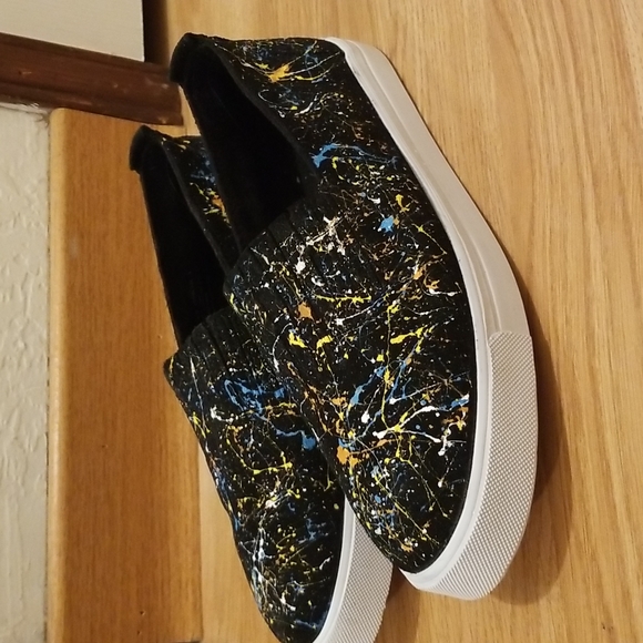 💎2 for $25💎 Minnetonka Paint Splatter Slip-on Tennis Shoes, size 8.5 Womens - Picture 10 of 15